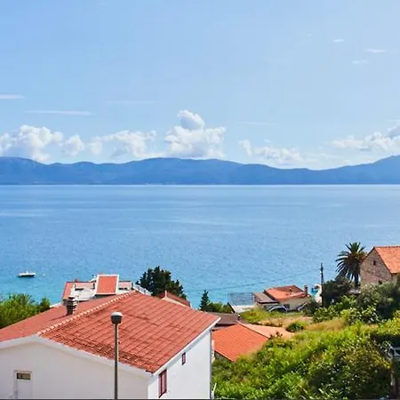 Apartmani-asja * Brist